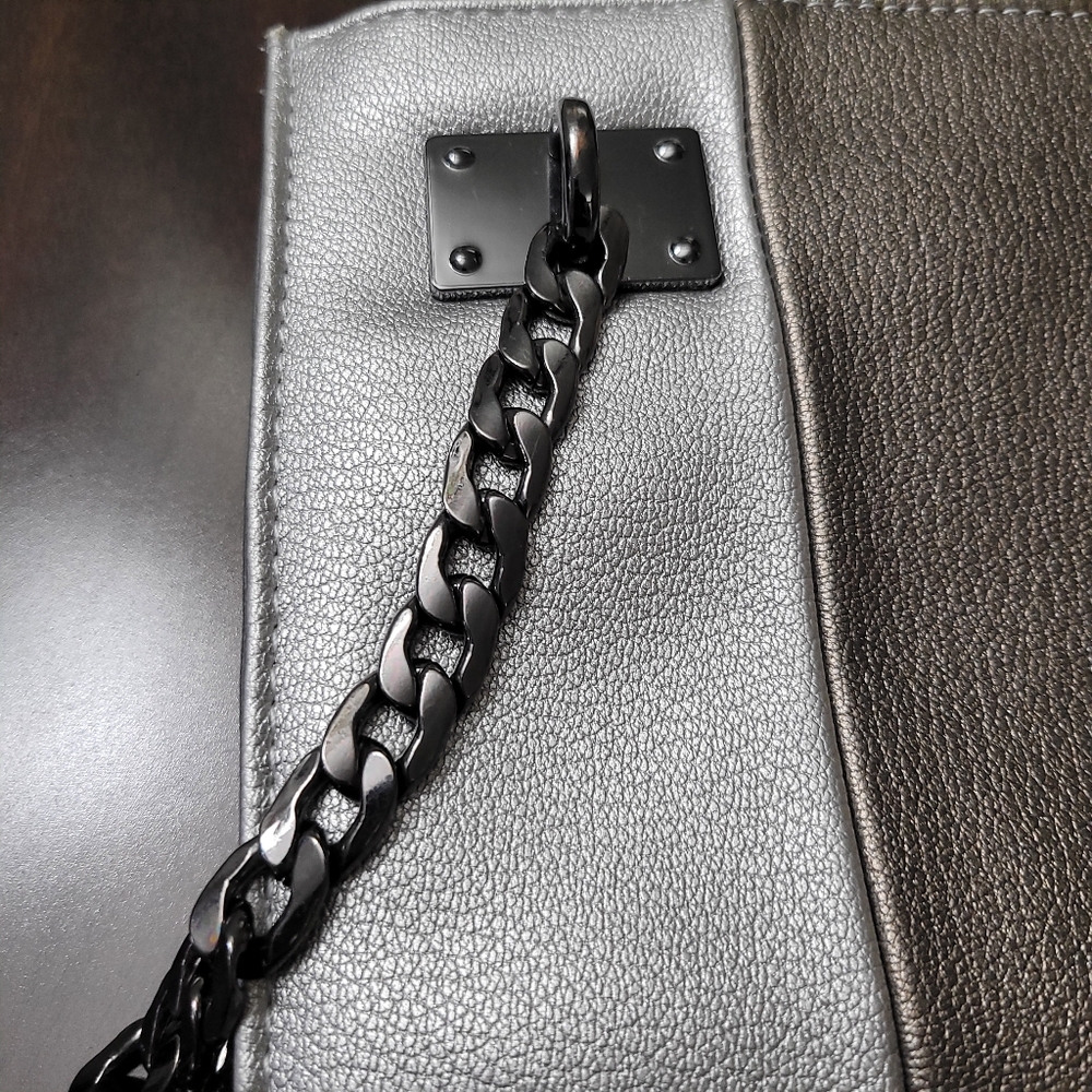 SONDRA ROBERTS THREE BLOCKED COLOR CLUTCH - Picture 2 of 7
